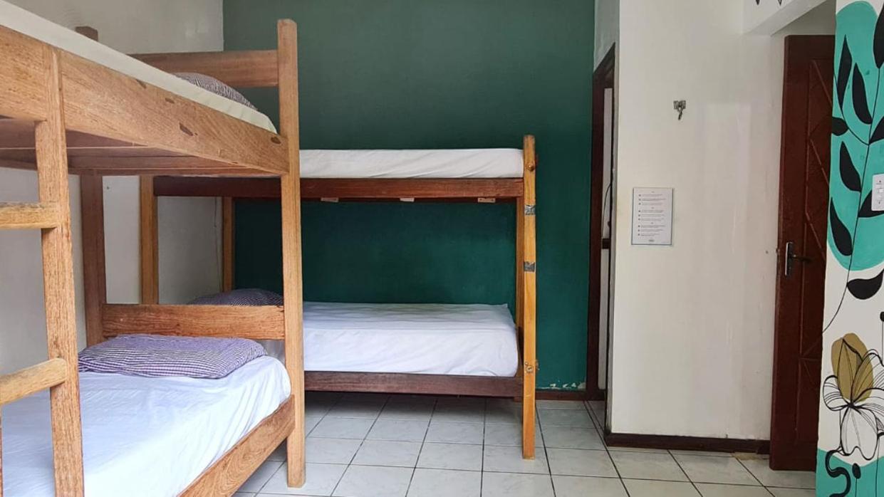 Mahalo Hostel Илья-Гранди Экстерьер фото